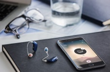 오티콘보청기 안산·인천부평센터 노인성 난청에는 양이 착용해야