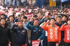 금호타이어 데드라인 나흘 앞으로…법정관리·상장폐지도 거론