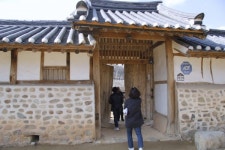 호남 으뜸 정자에서 연꽃 향기에 취해볼까