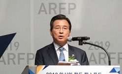 김용범 