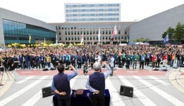 한국노총 톨게이트 수납원 문제…노동자끼리 싸우지 말고 대화로