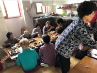 경산시 노인종합복지관, 일광리 마을 어르신에 식사 대접