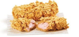 KFC 신제품 치르르블랙라벨치킨도 치킨나이트로 즐기세요
