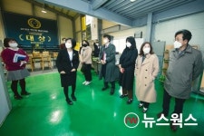 화성시의회, 커피복합문화센터 등 어르신 일자리창출 사업기관 방문