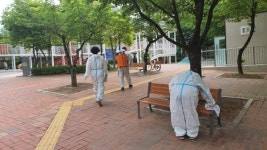 경산시 새마을문고 동부동분회, 관내 코로나19 방역 실시