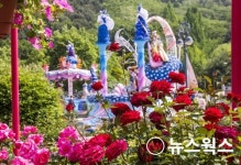 에버랜드 로즈가든 720종 300만여송 장미와 함께 생제르망 데프레 거니세요