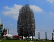 이천시, 설봉공원 입구 이래탑 흉물 논란…시민 77% 개선 필요