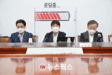 이준석 문 대통령, 국정원 댓글사건 당시 말한 것처럼 즉각 사과해야