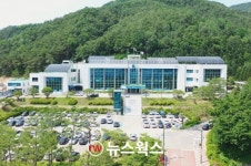 청송군, 신성리 공룡발자국 화석산지 보존 처리 추진