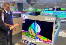 LG전자, 호주서 6년 연속 최고 TV…초이스紙 단점 못 찾겠다