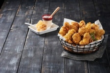 교촌치킨, 제품 가격 평균 8.1% 인상…허니콤보 2000원 올려