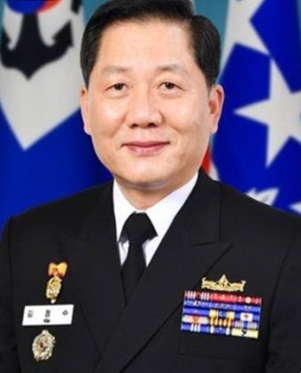 신임 해군총장에 김정수 중장 내정…'임기제 진급자' 출신 첫 총장
