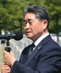 '5·18 폄훼' 지만원, 구속 수감...명예훼손죄로 징역 2년형 실형