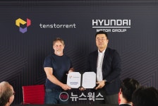 짐 켈러와 손잡은 현대차그룹…AI 반도체 텐스토렌트에 642억 투자