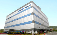 두산테스나, 반도체 후공정 업체 엔지온 인수 마무리
