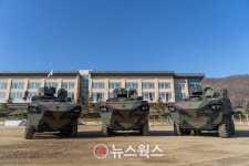 현대로템 움직이는 본부 차륜형지휘소용차량 전력화 지원