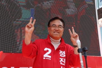 [속보] 후임 비서실장 5선 정진석 '낙점'…이르면 오늘 발표