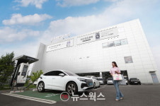 삼성스토어, 전기차 충전기 설치 확대 운영…고객 편의 강화