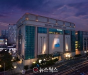 현대백화점 중동점, 명품 라인업 강화 럭셔리관 공개