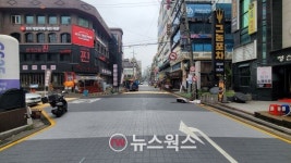 [수원시 소식] 인계동 중심상가 보행환경 개선사업 완료·도시정책 시민계획단 원탁토론회 10일 개최·제158회 수원새빛포럼 강사에 이창용... 