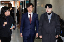 '尹 탄핵' 국힘 첫 찬성 입장…조경태 