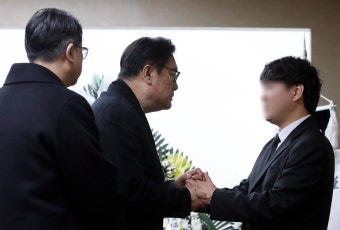 정진석 비서실장, 故 김하늘양 조문…尹 대통령 애도 전달