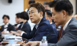 권대영 석유화학기업 뼈 깎는 결단 내려야
