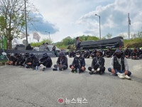 화물연대, BGF푸드 원주공장까지 봉쇄…쇠사슬로 묶고 옥쇄투쟁 돌입