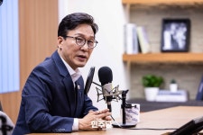 김민석 