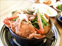 통영 정식일번가 해물뚝배기 맛집으로 자리 잡다.