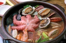 신선한 바다와 거제도 맛집의 조화, 생생이와 해물촌의 식도락 여행