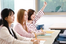 무료강의 가능한 한교진 민간자격증 과정, 가족문화상담사, 놀이심리상담사, 반려동물관리사, 방과후지도사 등