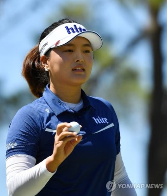 고진영, LPGA 투어 뱅크 오브 호프 파운더스컵 우승ㆍ통산 3승째