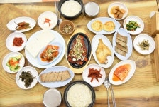 속초 맛집 진솔할머니순두부, 바닷물을 간수로 한 쫄깃하고 부드러운 순두부 눈길