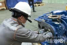 한화토탈, 대산공장 정기보수에 '스마트글래스' 도입...코로나19 극복 대안