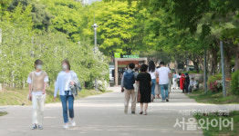 [포토] 여름이 성큼...서울  낮기온 28도
