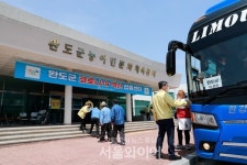 완도군, 외딴섬 주민 위해 백신 방문 접종 추진