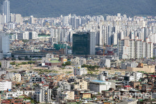 재건축 기다리다 지쳐 서울에 부는 리모델링 바람