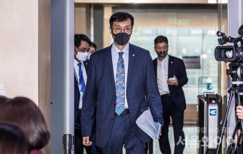 [포토] 이창용 한은 총재 