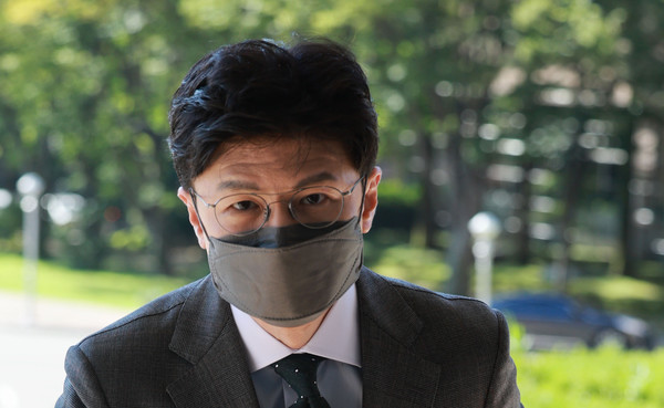한동훈-이재명 대표, 공식 회담에서 논의된 정책과 합의문에 관심 집중