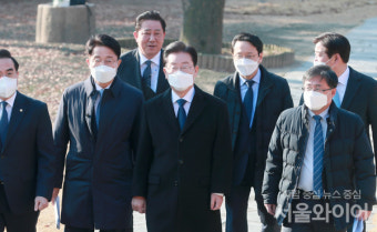민주당, 이재명 검찰조사에 맞대응… 장외투쟁, 김건희 양면공격