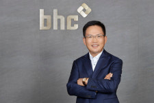 [CEO 투데이] 취임 5년 만에 치킨 1위 올라선 임금옥 bhc 대표