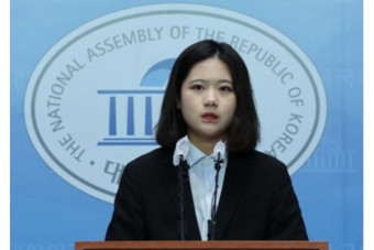 민주당 박지현 강제 출당 청원 8만명… '이상한' 당내 민주주의
