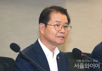 [포토] 발언 중인 이정식 고용노동부 장관
