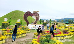 2023 경주 황금정원나들이 황남동 고분군 일원서 개막