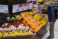 사과·귤 등 신선과일價 28.5%↑… 수입산 매출 쑥