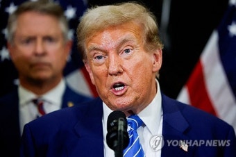 트럼프, 집권시 관세폭탄 예고...