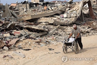 트럼프 당선에 고삐풀린 이스라엘, 가자·레바논 무차별 공습 100여명 사망