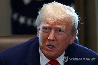 트럼프, 이란과 중국 동시 겨냥...