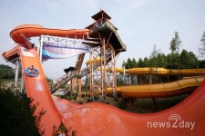 [뉴스투데이 L] 캐리비안 베이, 야외 ‘스릴 어트랙션’ 본격 가동